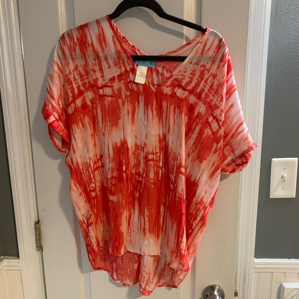 Size medium over sized top